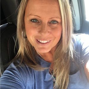 Meet your Posher, Deidra